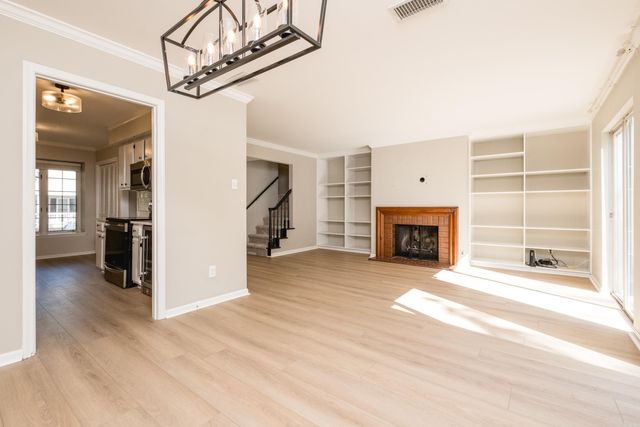 34 Kingsbridge Way, Little Rock, AR 72212