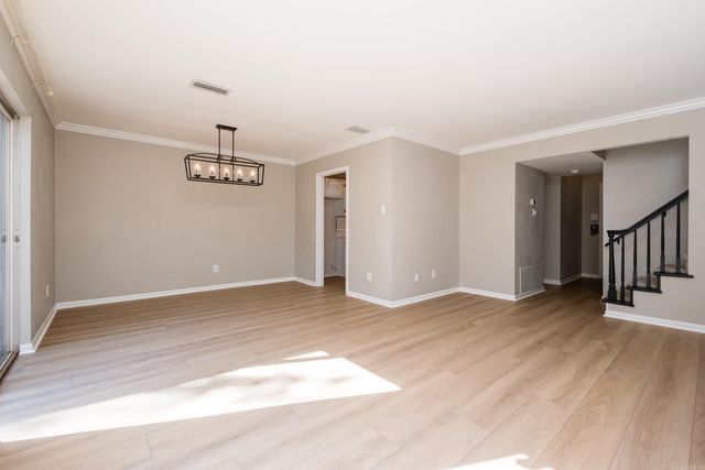 34 Kingsbridge Way, Little Rock, AR 72212