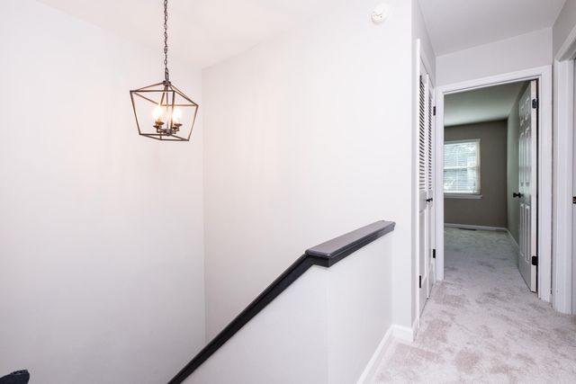 34 Kingsbridge Way, Little Rock, AR 72212