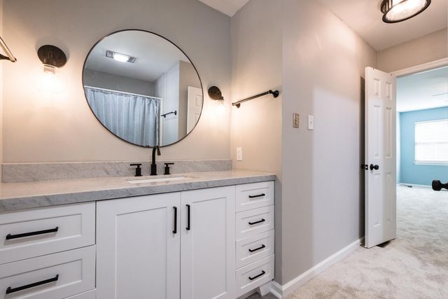 34 Kingsbridge Way, Little Rock, AR 72212