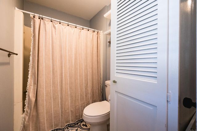 34 Kingsbridge Way, Little Rock, AR 72212