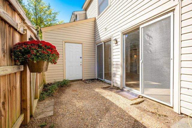 34 Kingsbridge Way, Little Rock, AR 72212