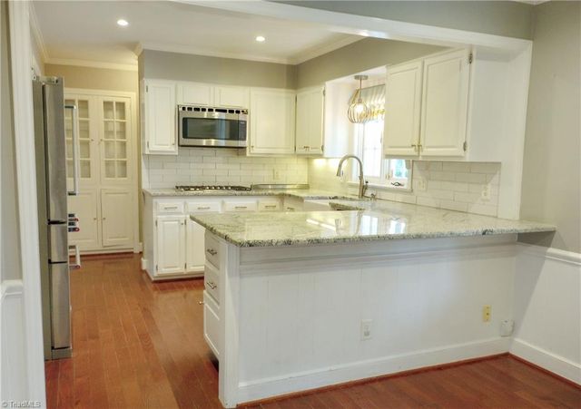 801 W Parkway Avenue, High Point, NC 27262