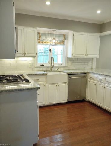 801 W Parkway Avenue, High Point, NC 27262