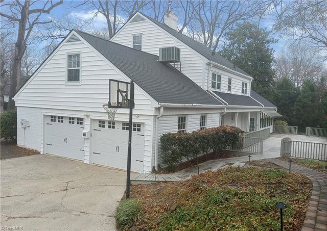 801 W Parkway Avenue, High Point, NC 27262