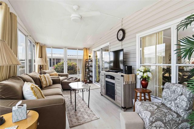 2107 PALMA SOLA BOULEVARD 10, Bradenton, FL 34209