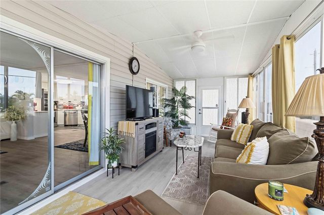 2107 PALMA SOLA BOULEVARD 10, Bradenton, FL 34209