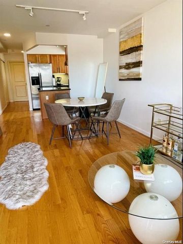 91-06 Whitney Avenue 6A, Elmhurst, NY 11373