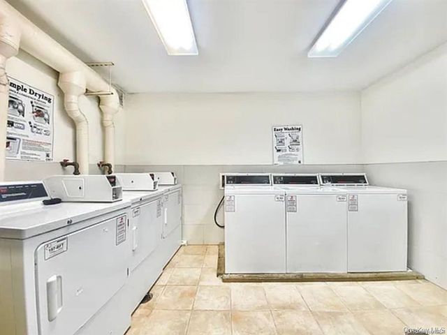 91-06 Whitney Avenue 6A, Elmhurst, NY 11373