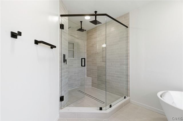 5820 East Seneca, Onondaga, NY 13078