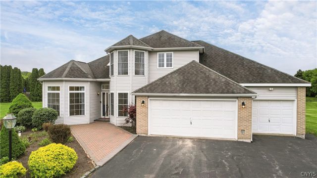 5820 East Seneca, Onondaga, NY 13078