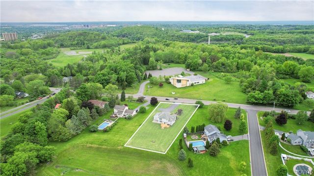 5820 East Seneca, Onondaga, NY 13078