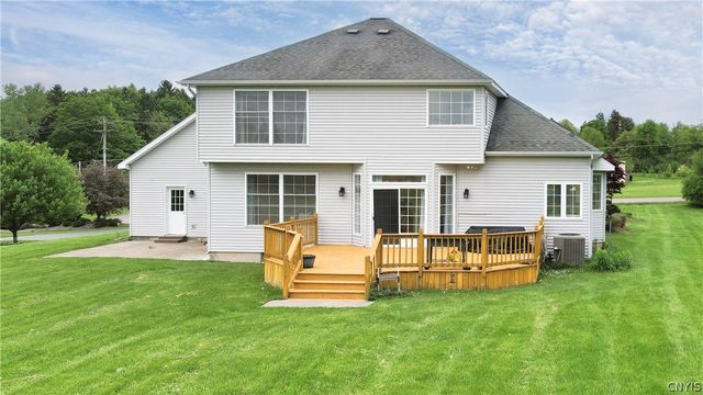 5820 East Seneca, Onondaga, NY 13078