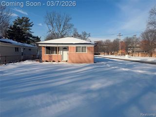 21053 Saint Francis Street, Farmington Hills, MI 48336