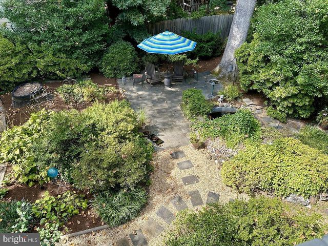 8208 THOREAU DR, Bethesda, MD 20817