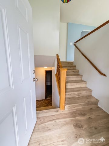 7195 E Stanley Lane, Port Orchard, WA 98366
