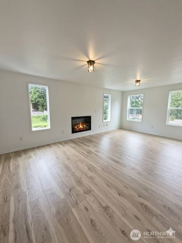 7195 E Stanley Lane, Port Orchard, WA 98366
