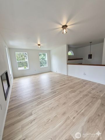 7195 E Stanley Lane, Port Orchard, WA 98366