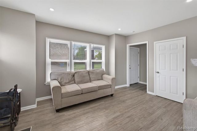20 W Nevada Street, Detroit, MI 48203