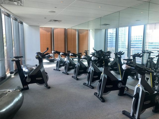 1300 S Miami Ave 2406, Miami, FL 33130