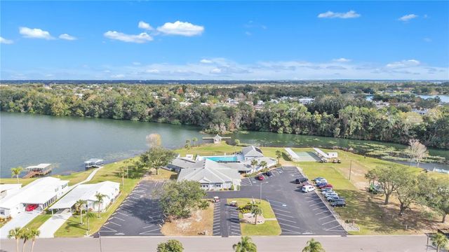 1435 MOHAWK CIRCLE, Tavares, FL 32778