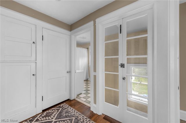 1243 Edwards Avenue, Lakewood, OH 44107