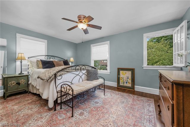 1243 Edwards Avenue, Lakewood, OH 44107