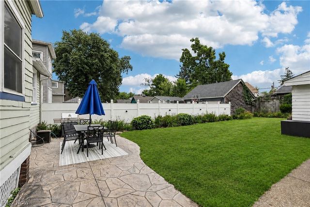 1243 Edwards Avenue, Lakewood, OH 44107