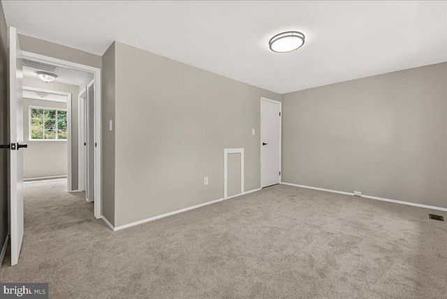 1740 HEATHER LN, Frederick, MD 21702