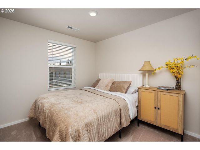 2911 N 3RD Way, Ridgefield, WA 98642