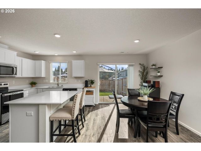 2911 N 3RD Way, Ridgefield, WA 98642