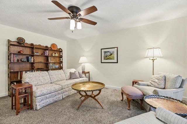 636 Village Lane, Georgetown Twp, MI 49428