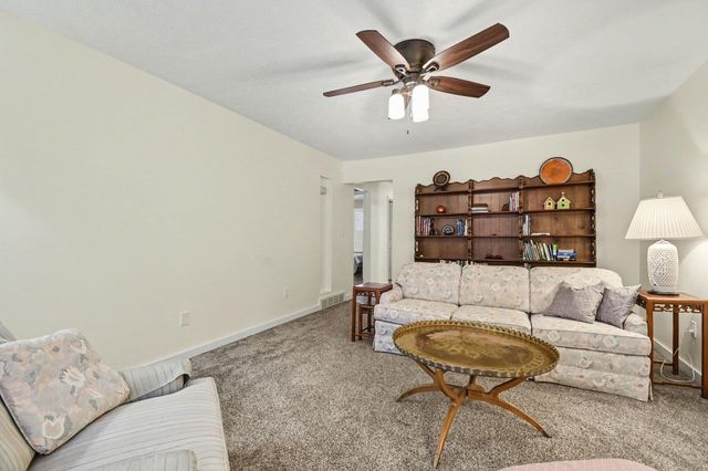 636 Village Lane, Georgetown Twp, MI 49428