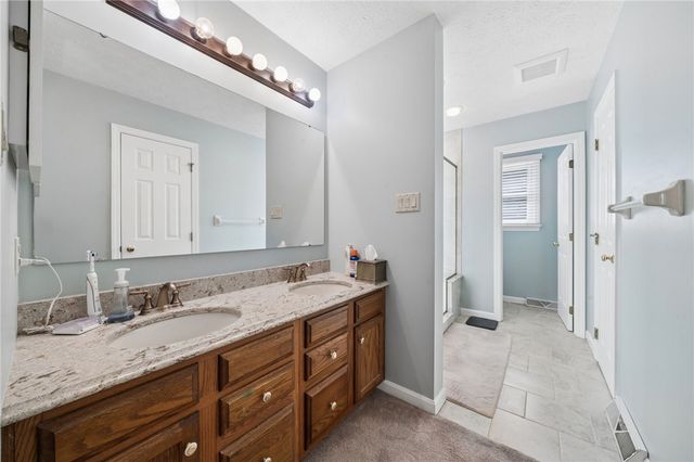 95 William Dr, North Strabane, PA 15317