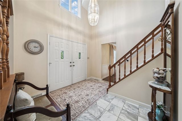 95 William Dr, North Strabane, PA 15317