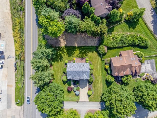 95 William Dr, North Strabane, PA 15317