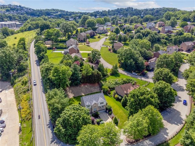 95 William Dr, North Strabane, PA 15317