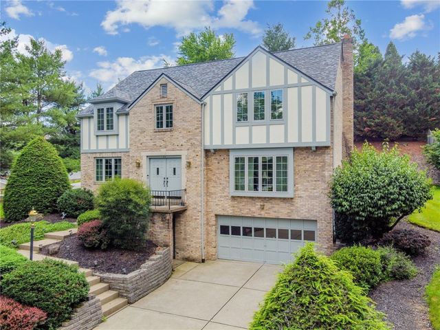 95 William Dr, North Strabane, PA 15317