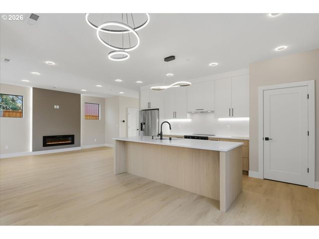 6623 Ne 27TH Pl, Vancouver, WA 98665