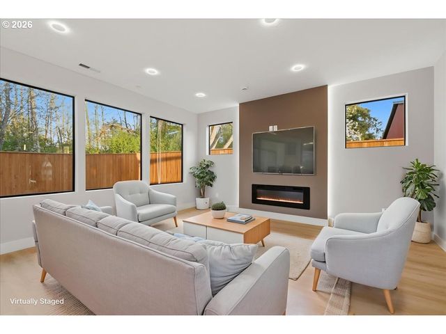 6623 Ne 27TH Pl, Vancouver, WA 98665