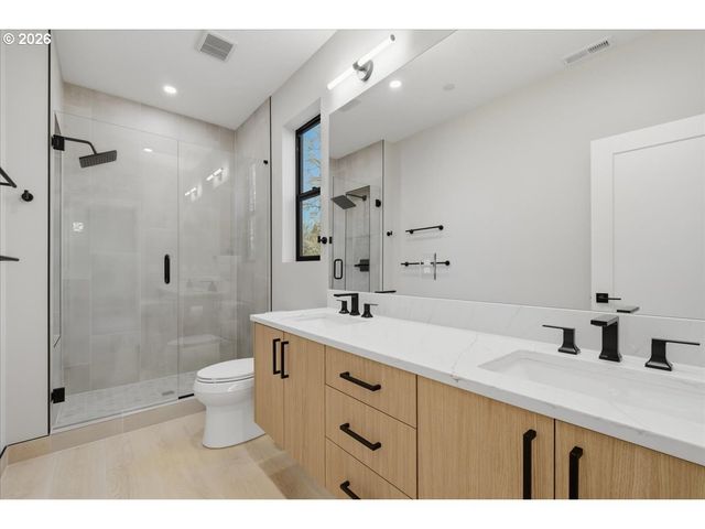 6623 Ne 27TH Pl, Vancouver, WA 98665