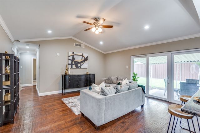 3516 Shorecrest Drive, Plano, TX 75074
