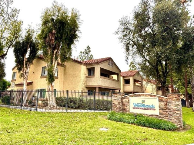 1110 W Blaine Street 102, Riverside, CA 92507