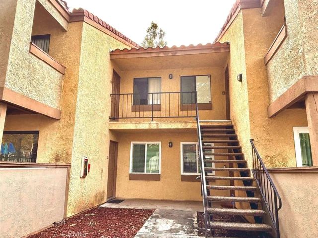 1110 W Blaine Street 102, Riverside, CA 92507