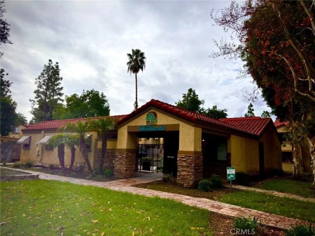 1110 W Blaine Street 102, Riverside, CA 92507
