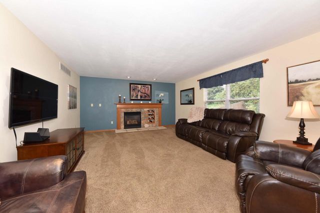 1266 Kennedy DRIVE, Hartford, WI 53027