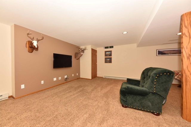 1266 Kennedy DRIVE, Hartford, WI 53027