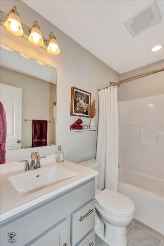 2470 Springdale Street, Chesterton, IN 46304
