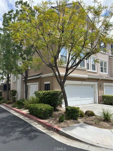 23415 Shorebreak Lane 60, Valencia, CA 91355