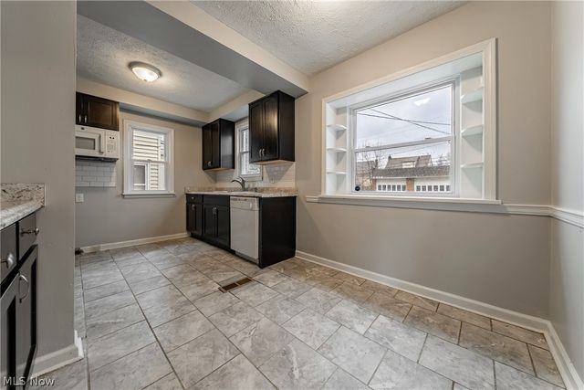 3601 Tullamore Road, University Heights, OH 44118